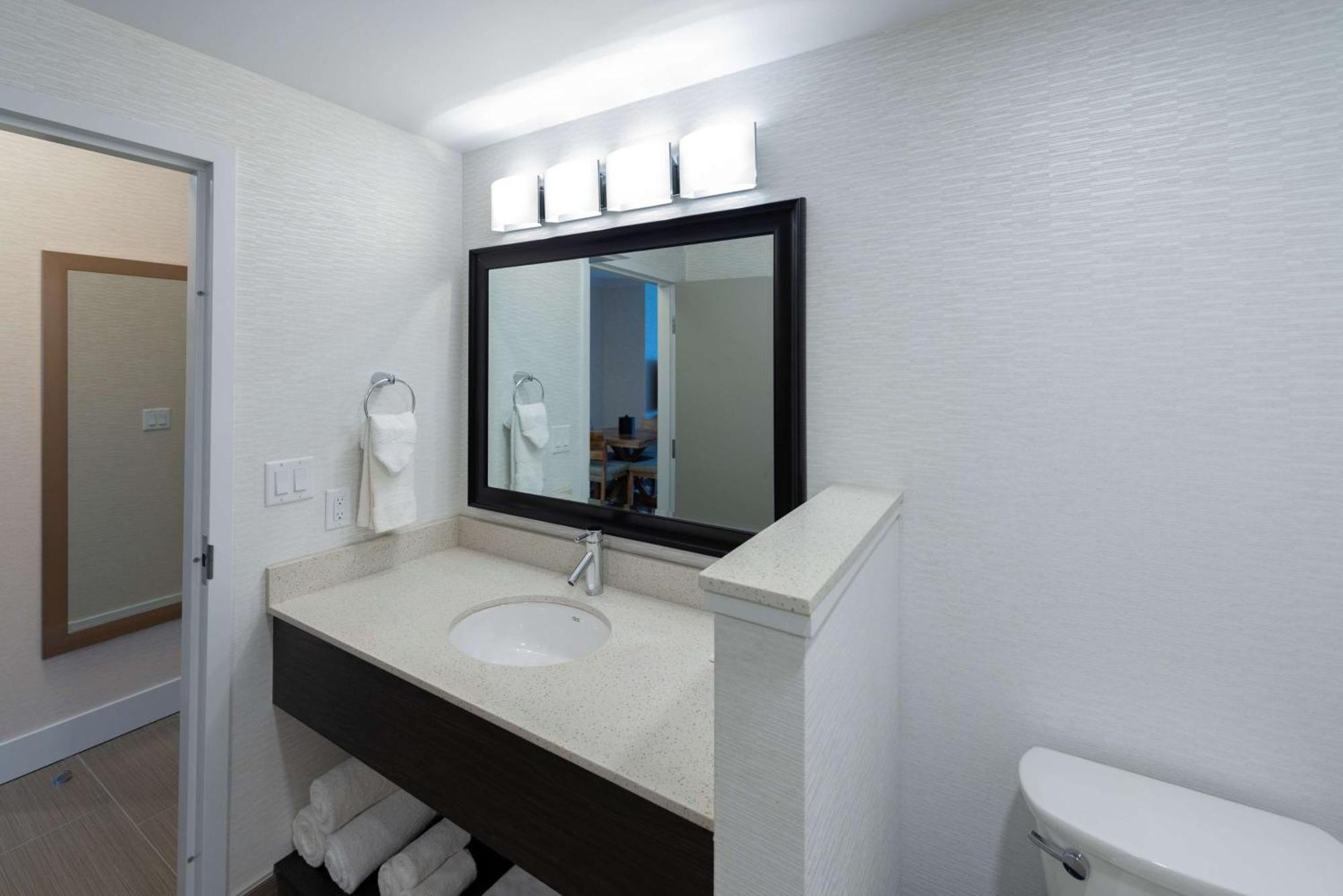 Prestige Treasure Cove Resort, Worldhotels Elite Prince George Eksteriør bilde